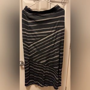 Express Maxi Skirt size M